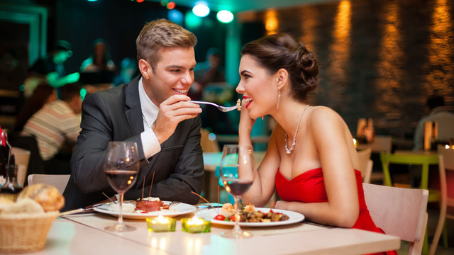 Makan malam romantis